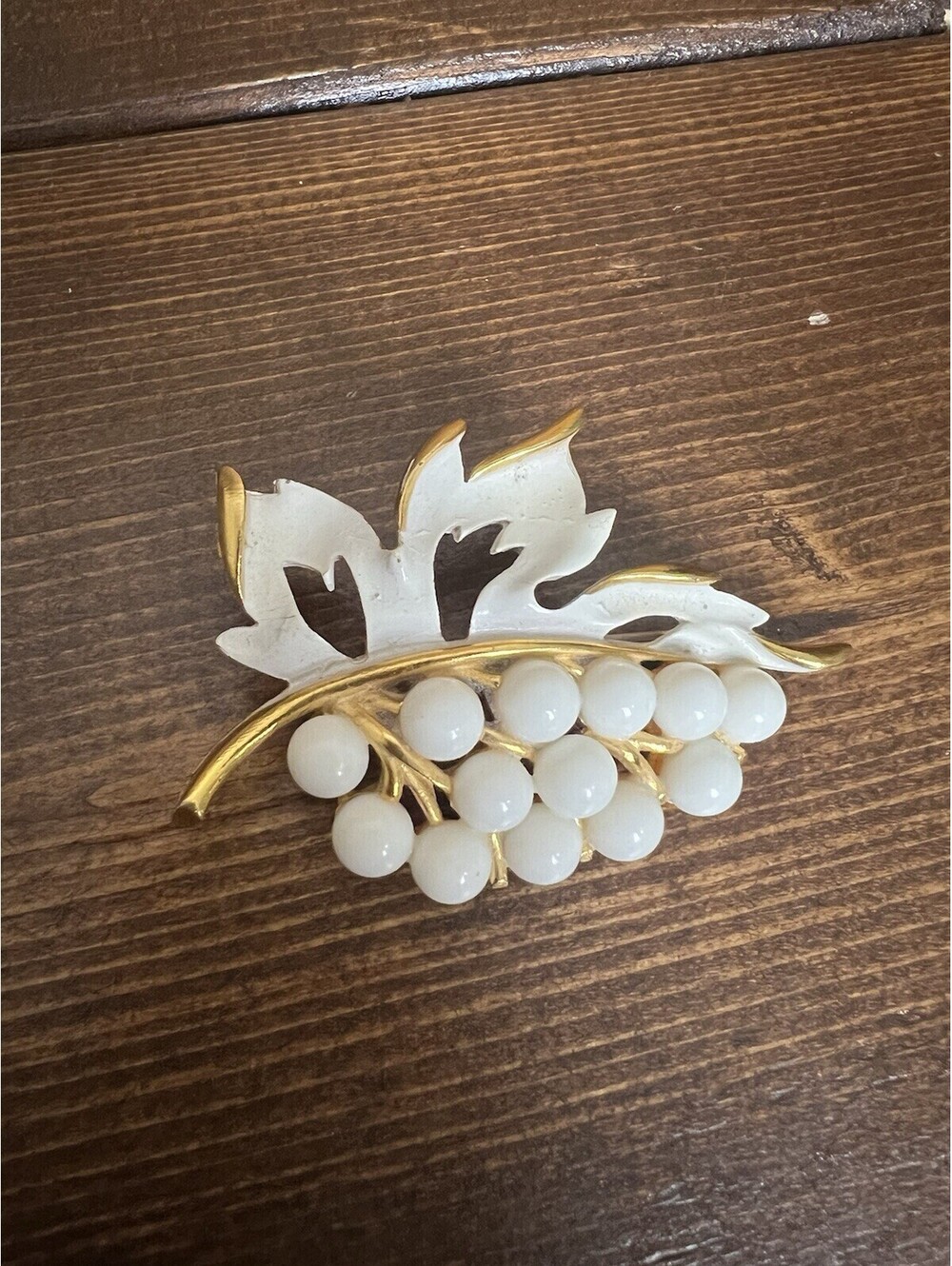 Vintage Signed Rapallo Pin Brooch Enamel Faux Pearls Gold